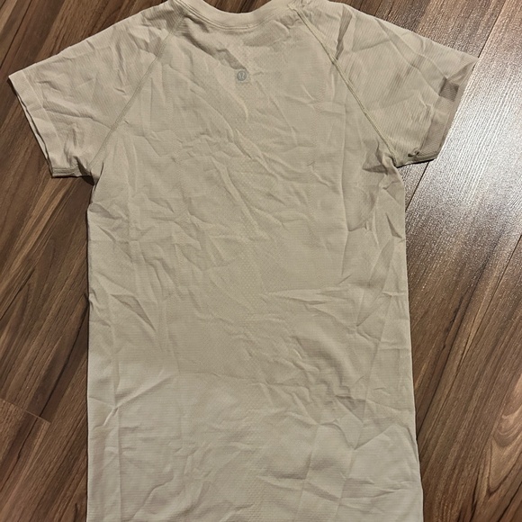 Lululemon swiftly tech 2.0 Hip length - size 8 - Picture 3 of 5